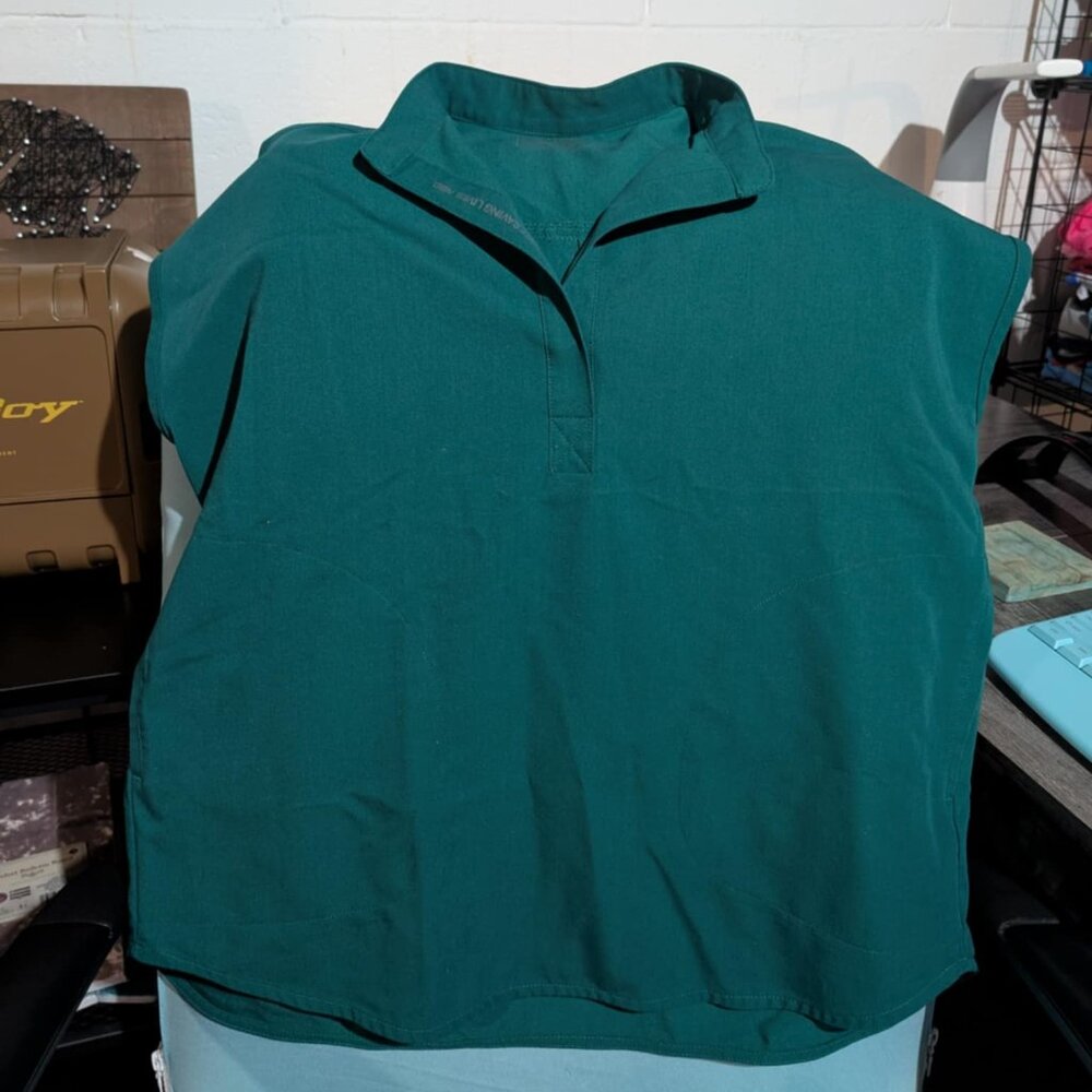 FIGS Rafaela Hunter Green, Size S